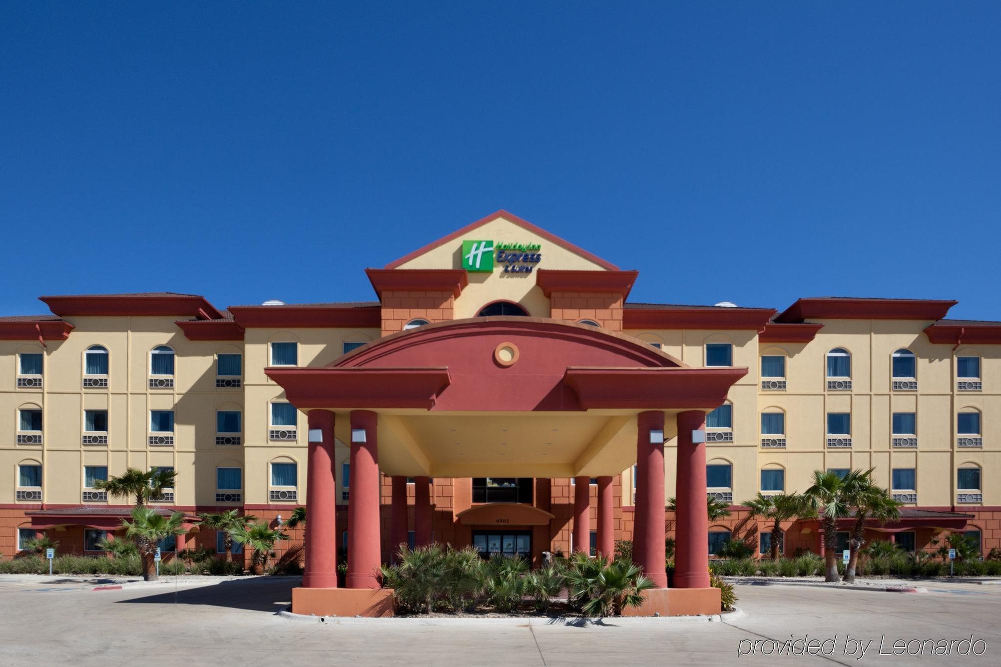 Holiday Inn Express Hotel And Suites South Padre Island, An Ihg Hotel Bagian luar foto